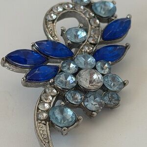 Vintage Blue Crystal Spray Floral Brooch Pin 2”